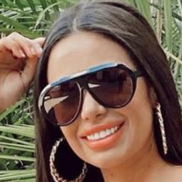 Too big for my face - Picture 11 of 11